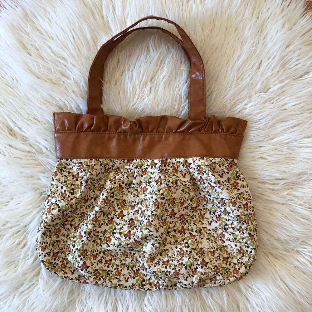 Floral Ruffle Purse